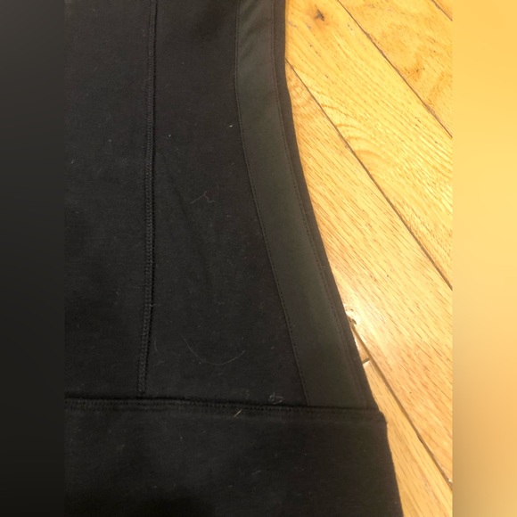 ATHLETA Stronger vest in black with full zipper and two pockets. Size S. - Picture 10 of 13